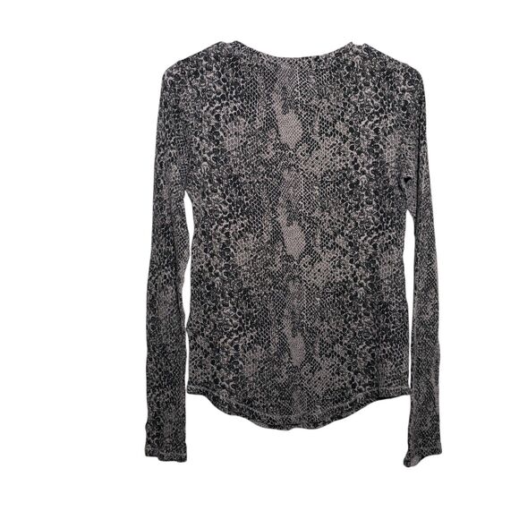 Lucky Brand T-Shirt Women's Medium Snake Print Long Sleeve V-Neck Printed Top - Picture 5 of 9